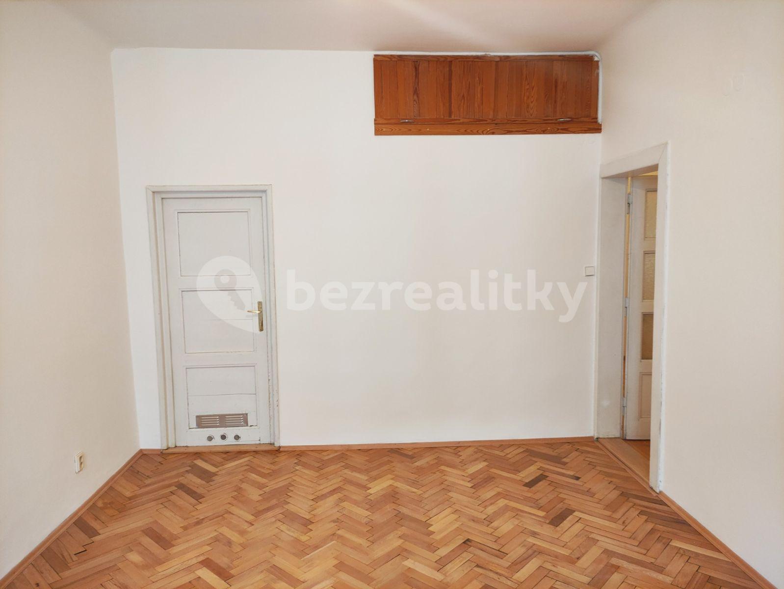 3 bedroom flat to rent, 100 m², Minská, Prague, Prague