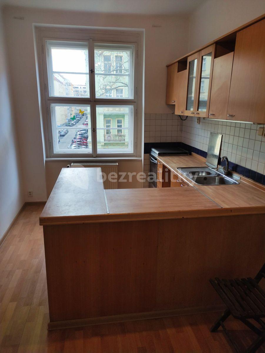 3 bedroom flat to rent, 100 m², Minská, Prague, Prague