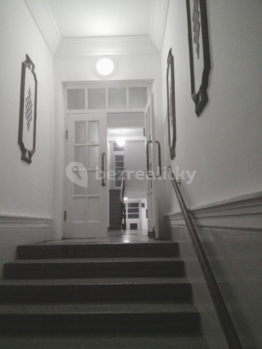 3 bedroom flat to rent, 100 m², Minská, Prague, Prague