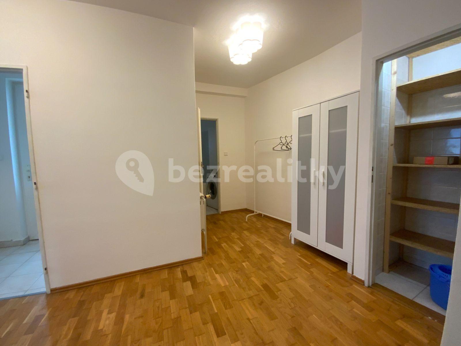 3 bedroom flat to rent, 76 m², Jundrovská, Brno, Jihomoravský Region