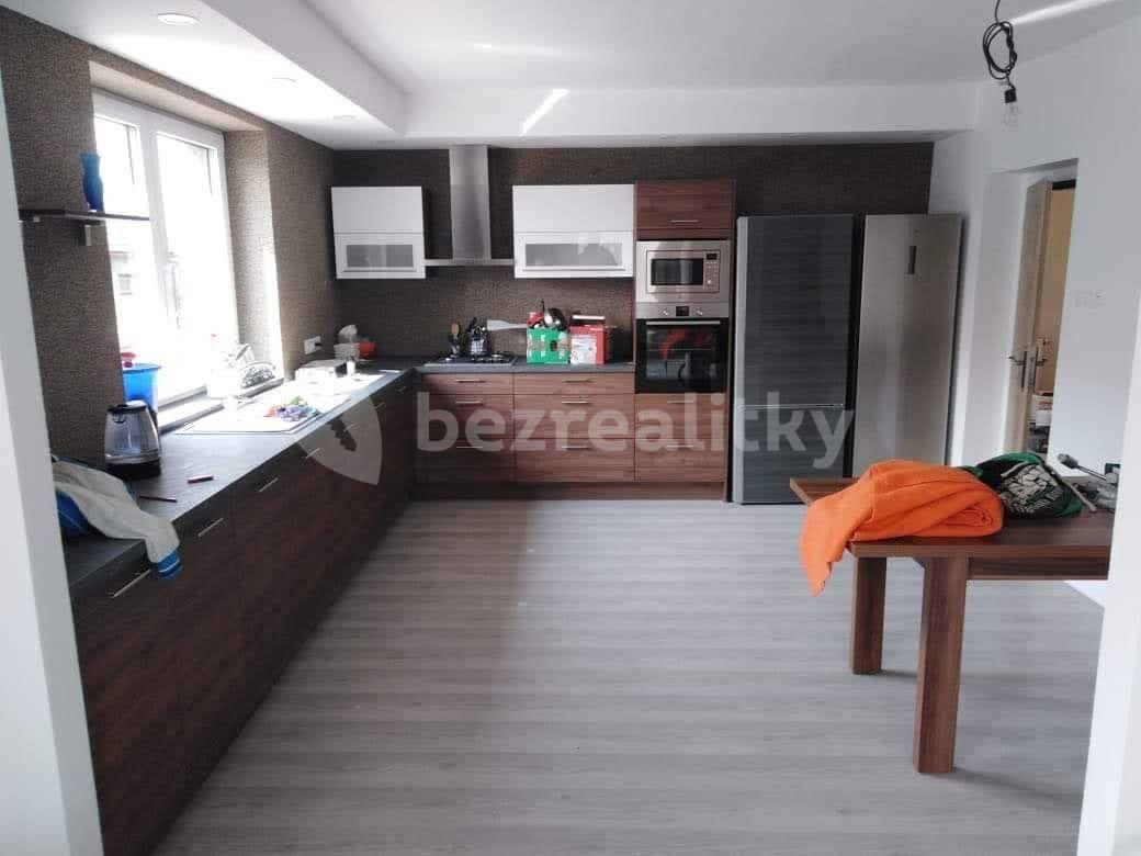 house for sale, 180 m², Bukovina nad Labem, Pardubický Region