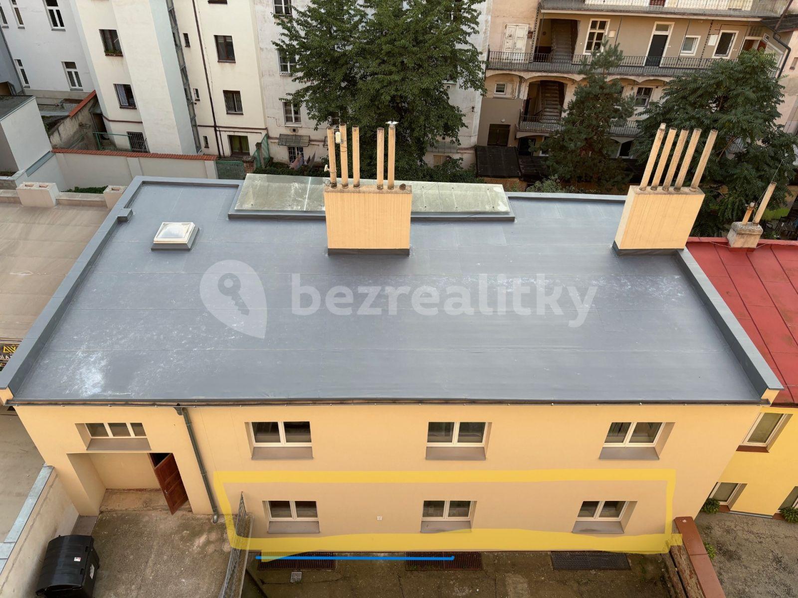 3 bedroom flat to rent, 84 m², Pod Kotlaskou, Prague, Prague