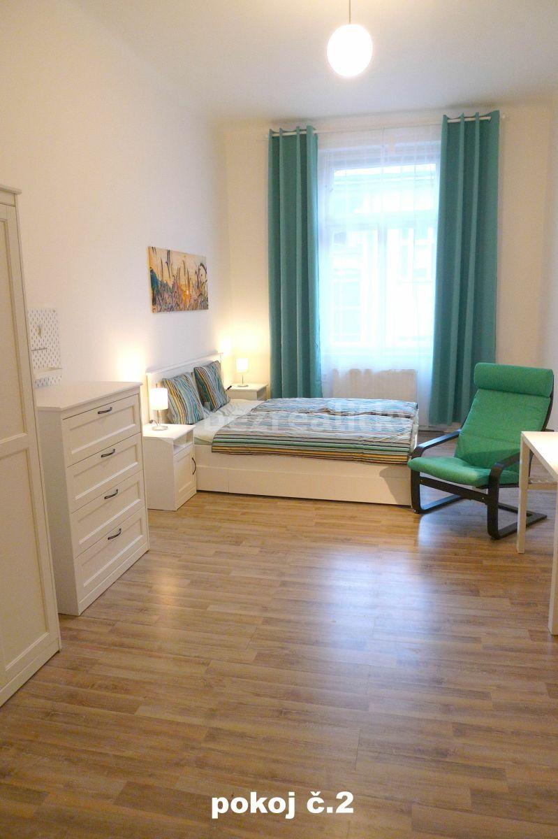 3 bedroom flat to rent, 18 m², Lesnická, Prague, Prague