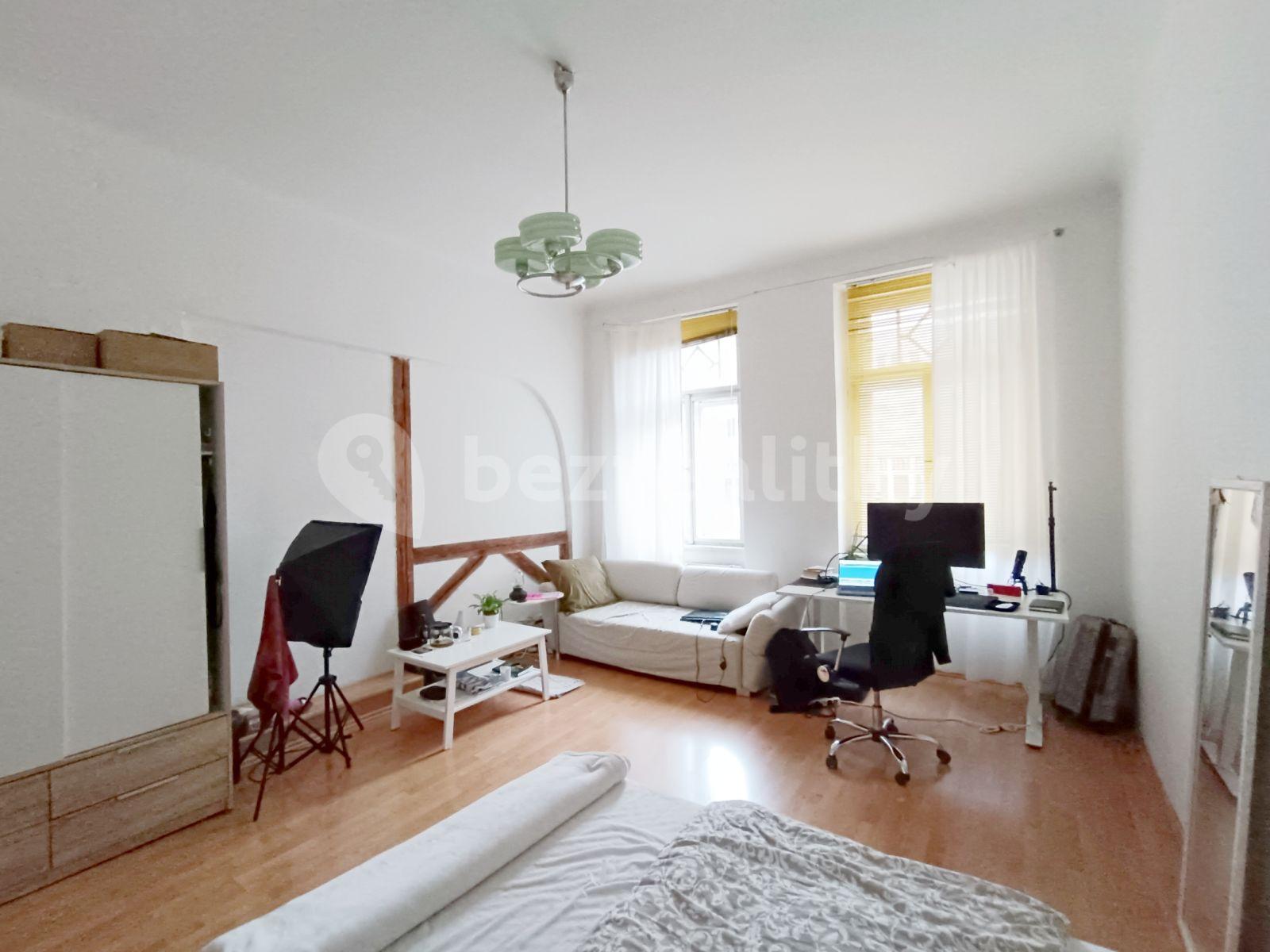 3 bedroom flat to rent, 18 m², Lesnická, Prague, Prague