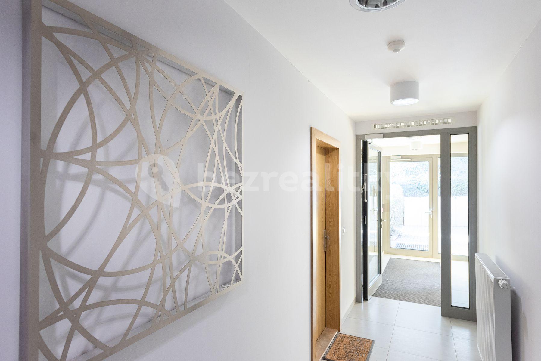 3 bedroom with open-plan kitchen flat for sale, 171 m², Na Vysoké I, Prague, Prague