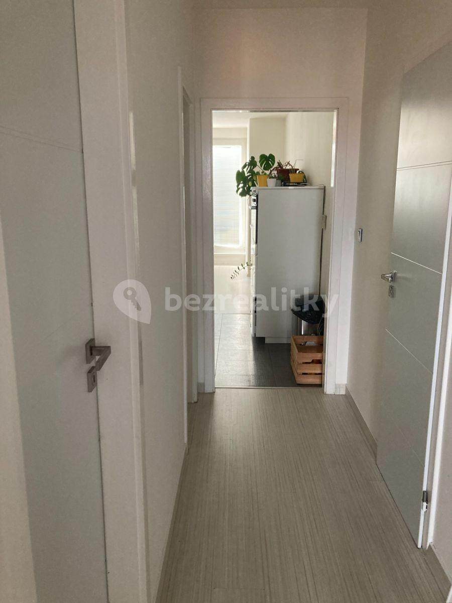 2 bedroom with open-plan kitchen flat to rent, 65 m², Divišovská, Prague, Prague