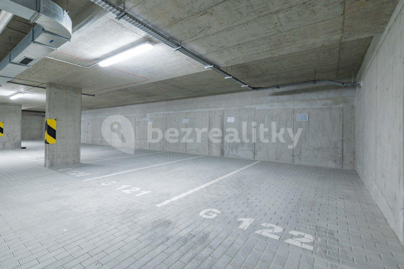 garage to rent, 24 m², U Pergamenky, Prague, Prague