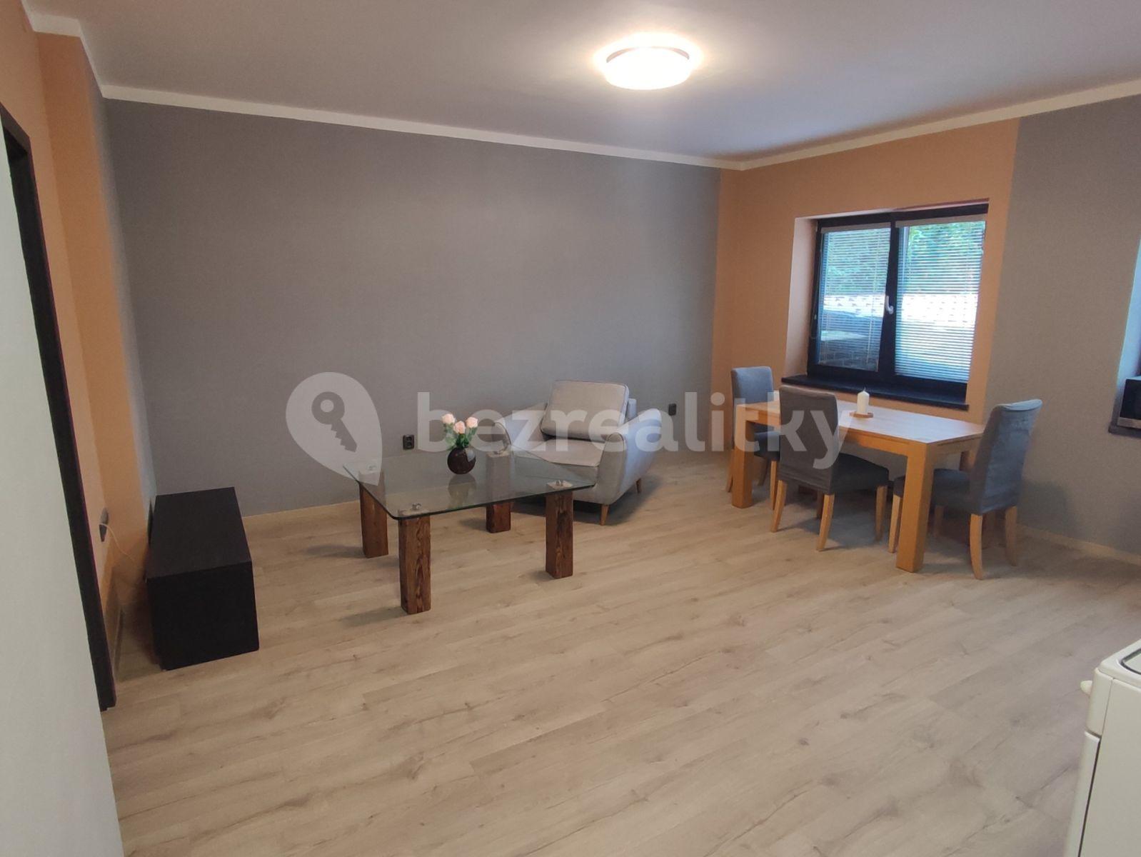 1 bedroom with open-plan kitchen flat to rent, 63 m², Masarykova, Plzeň, Plzeňský Region