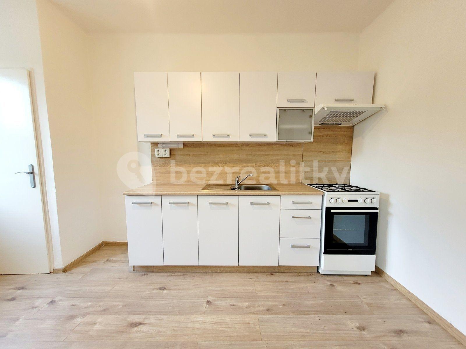 2 bedroom with open-plan kitchen flat to rent, 63 m², Hlavní třída, Havířov, Moravskoslezský Region