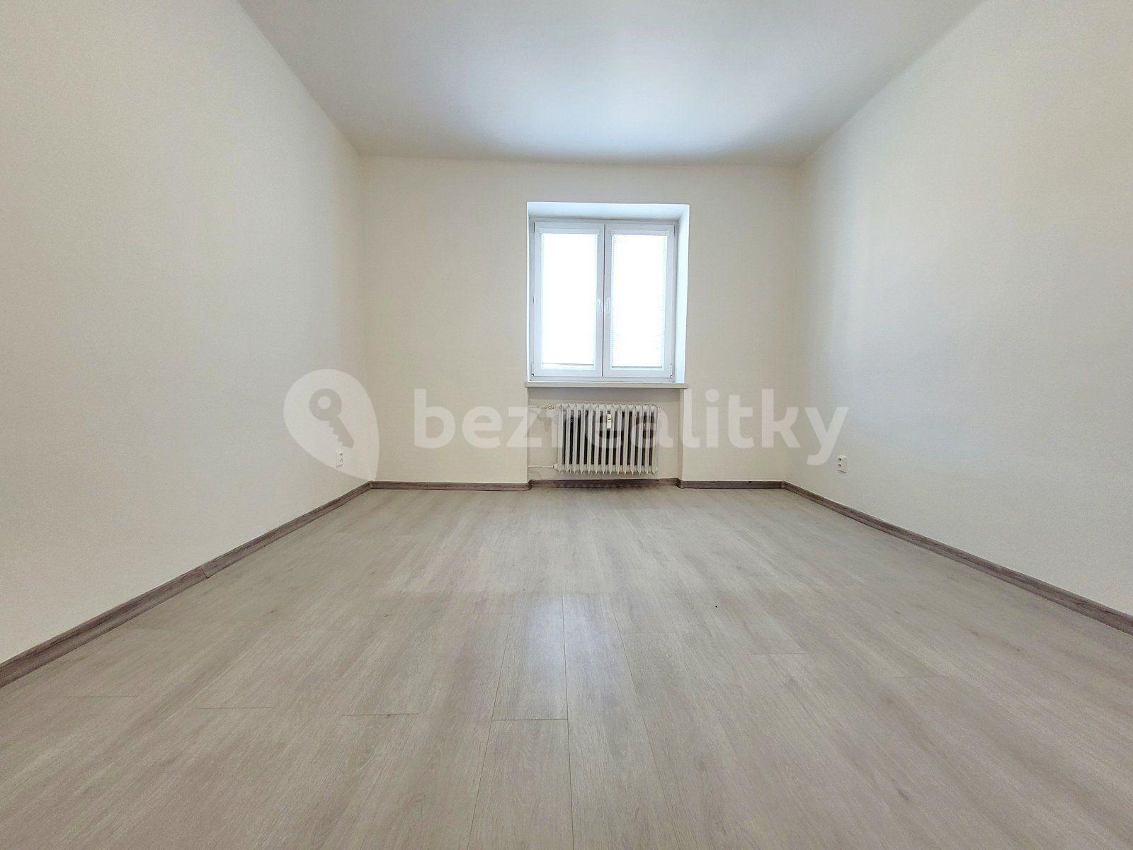 2 bedroom with open-plan kitchen flat to rent, 63 m², Hlavní třída, Havířov, Moravskoslezský Region