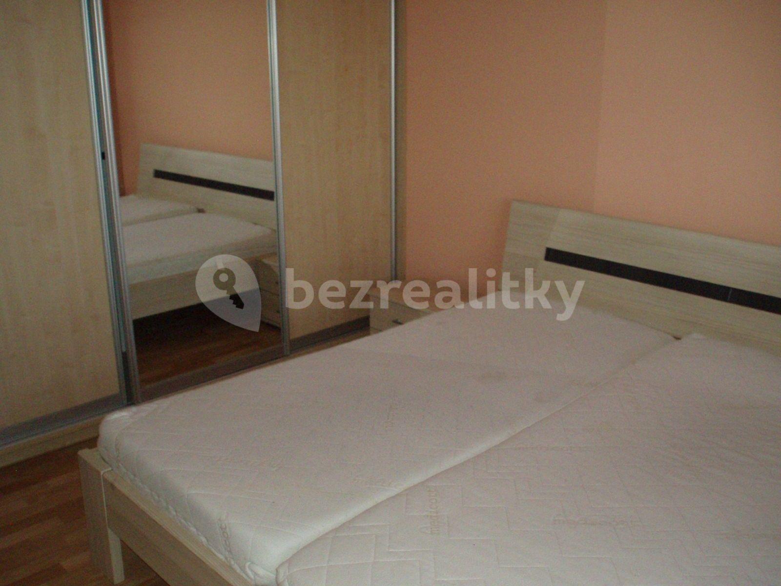 1 bedroom with open-plan kitchen flat to rent, 47 m², Dubová, Pardubice, Pardubický Region