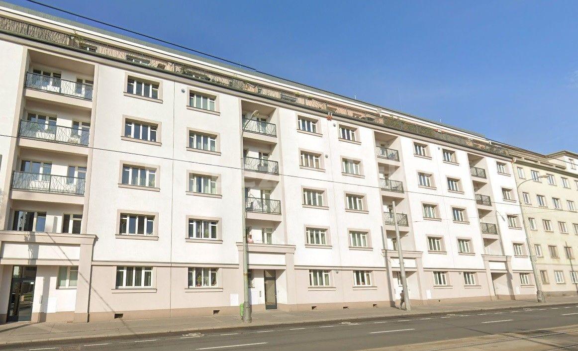 1 bedroom with open-plan kitchen flat to rent, 55 m², Jana Želivského, Prague, Prague