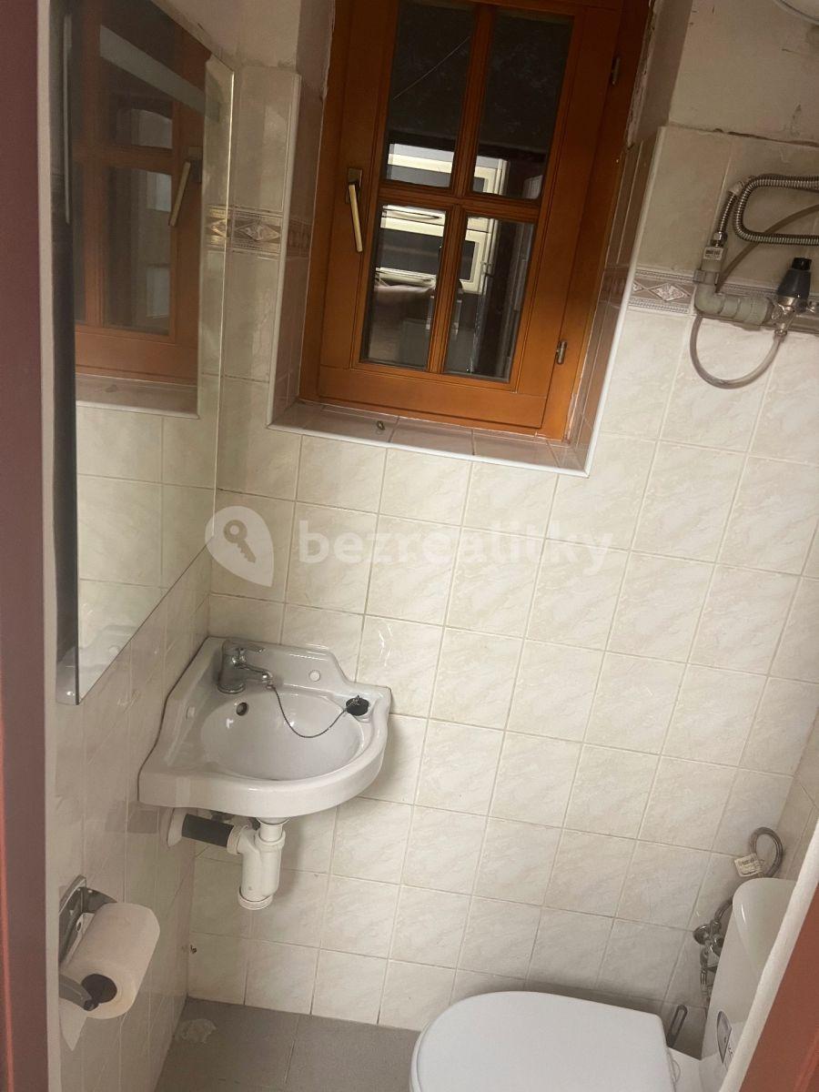 2 bedroom flat for sale, 42 m², Jaromírova, Prague, Prague