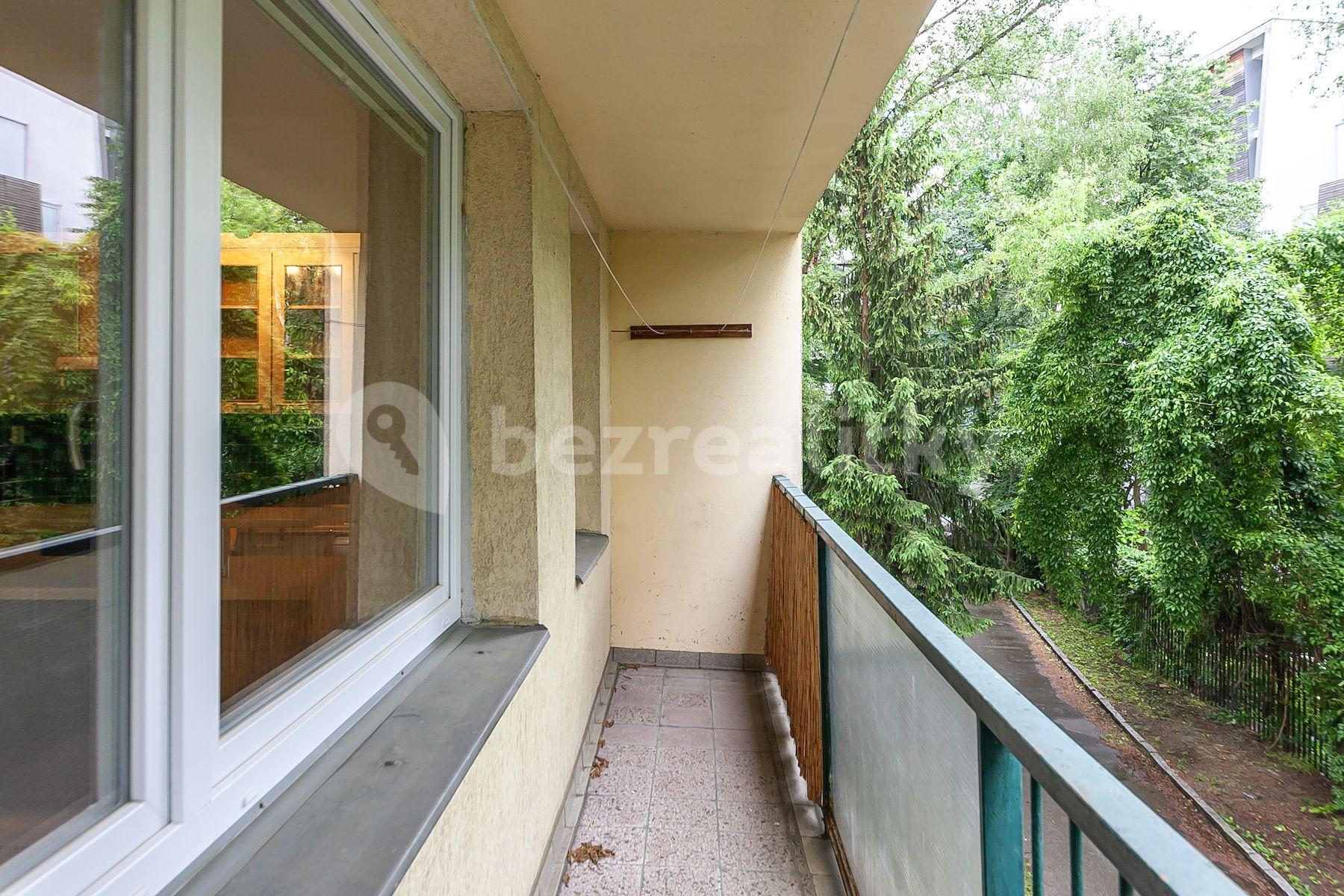 3 bedroom with open-plan kitchen flat for sale, 69 m², Pod Hybšmankou, Prague, Prague