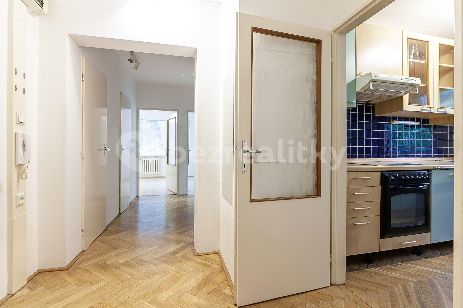 3 bedroom with open-plan kitchen flat for sale, 69 m², Pod Hybšmankou, Prague, Prague