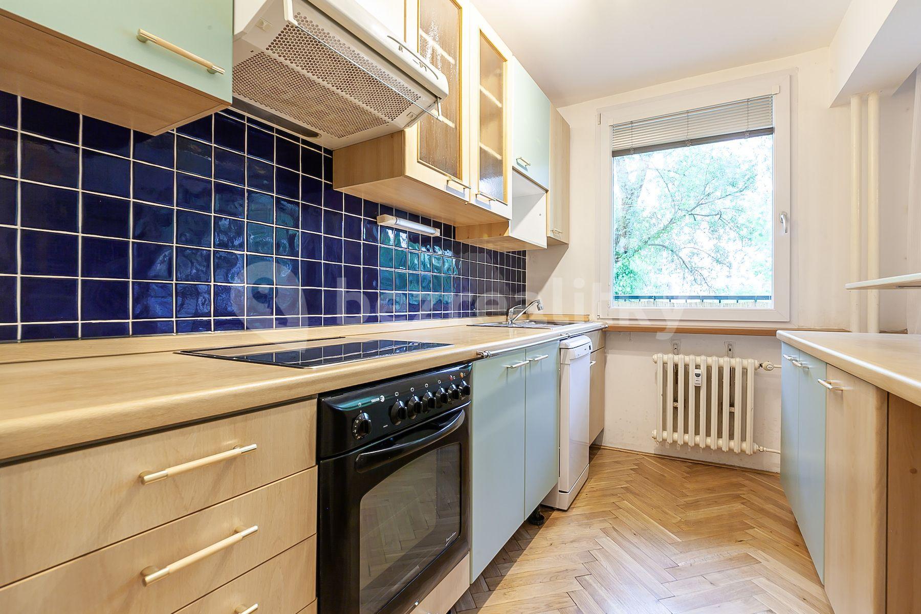 3 bedroom with open-plan kitchen flat for sale, 69 m², Pod Hybšmankou, Prague, Prague