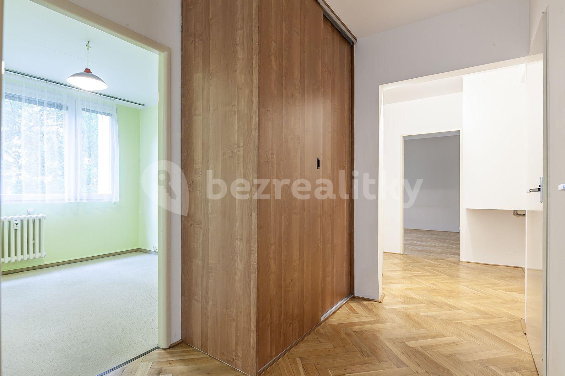 3 bedroom with open-plan kitchen flat for sale, 69 m², Pod Hybšmankou, Prague, Prague