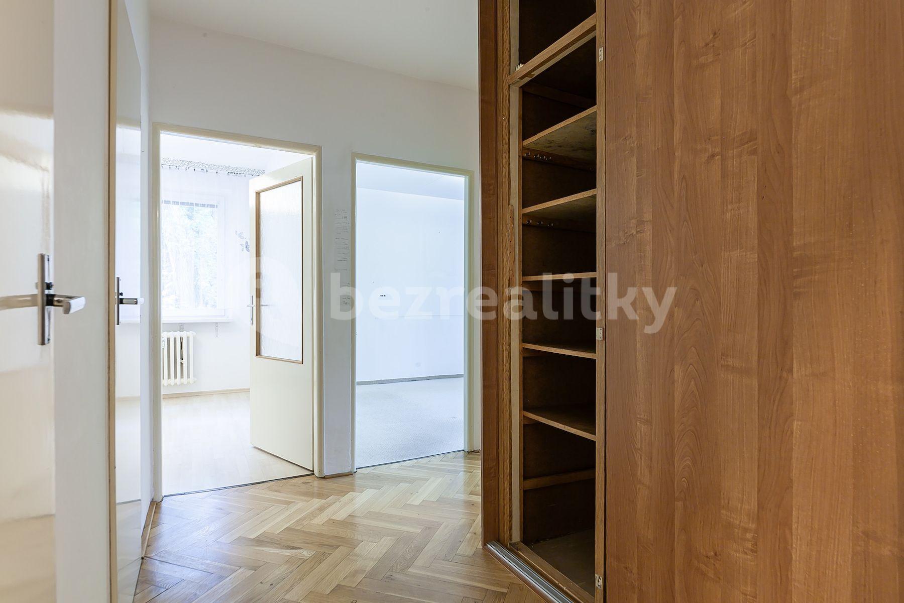 3 bedroom with open-plan kitchen flat for sale, 69 m², Pod Hybšmankou, Prague, Prague