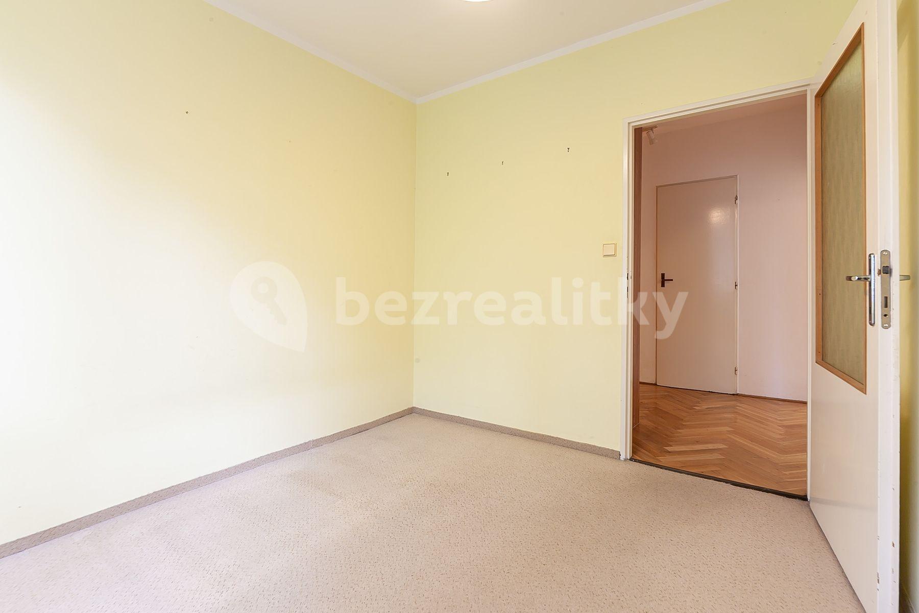 3 bedroom with open-plan kitchen flat for sale, 69 m², Pod Hybšmankou, Prague, Prague