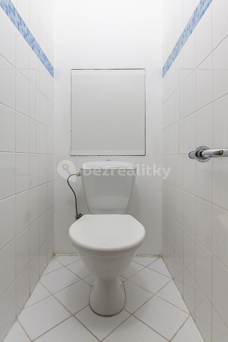 3 bedroom with open-plan kitchen flat for sale, 69 m², Pod Hybšmankou, Prague, Prague