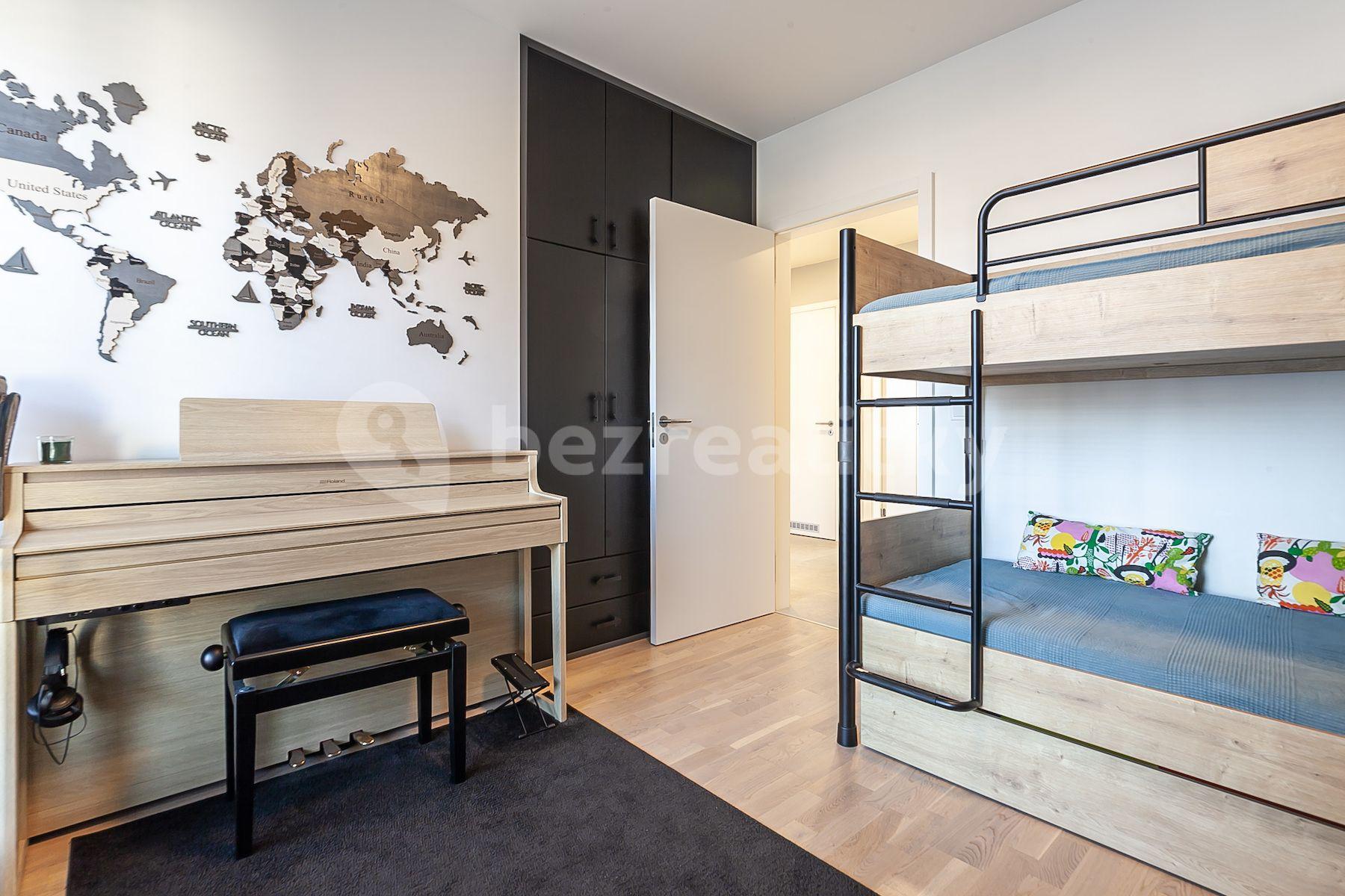 2 bedroom with open-plan kitchen flat for sale, 67 m², Musílkova, Prague, Prague