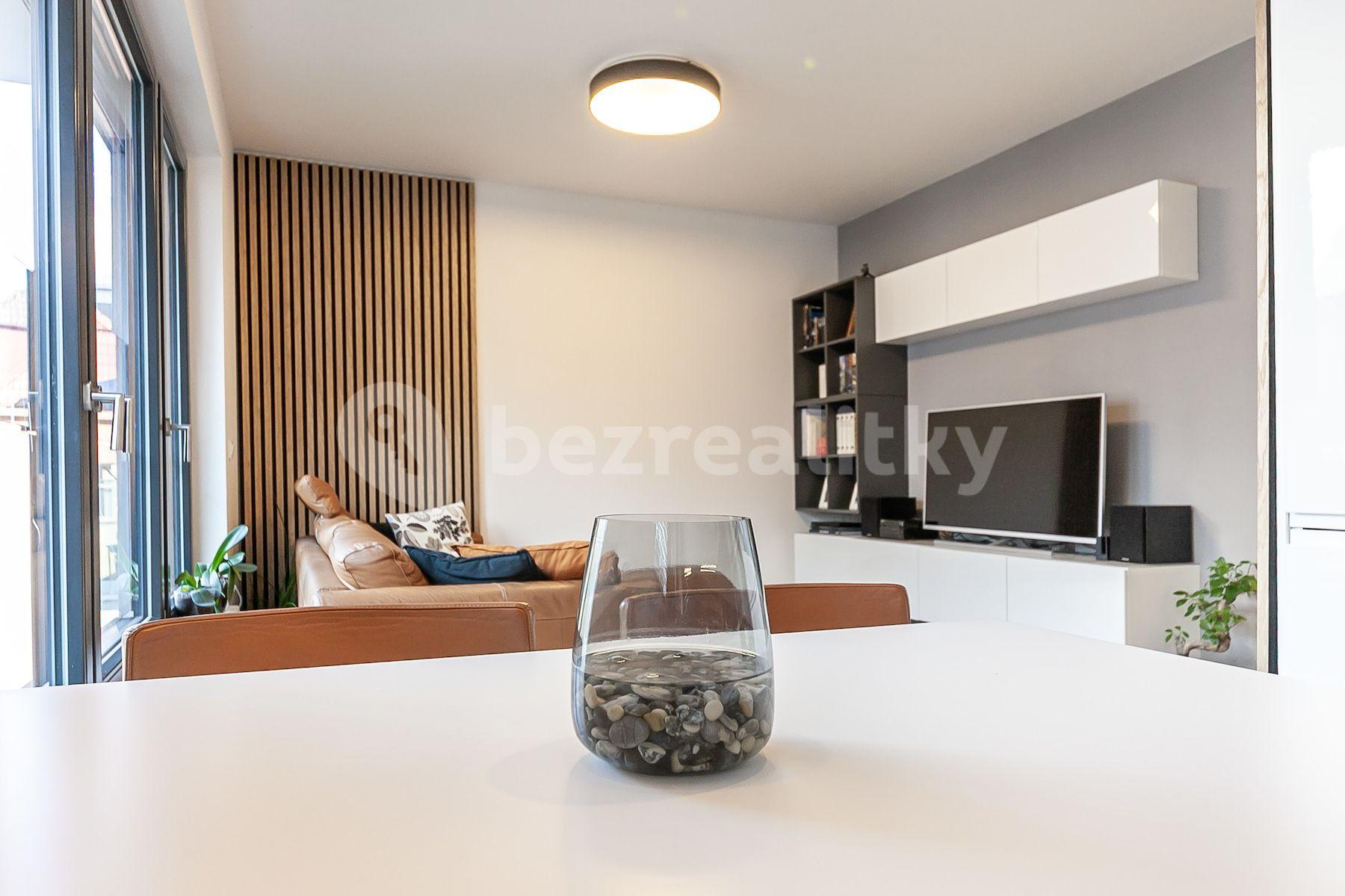 2 bedroom with open-plan kitchen flat for sale, 67 m², Musílkova, Prague, Prague