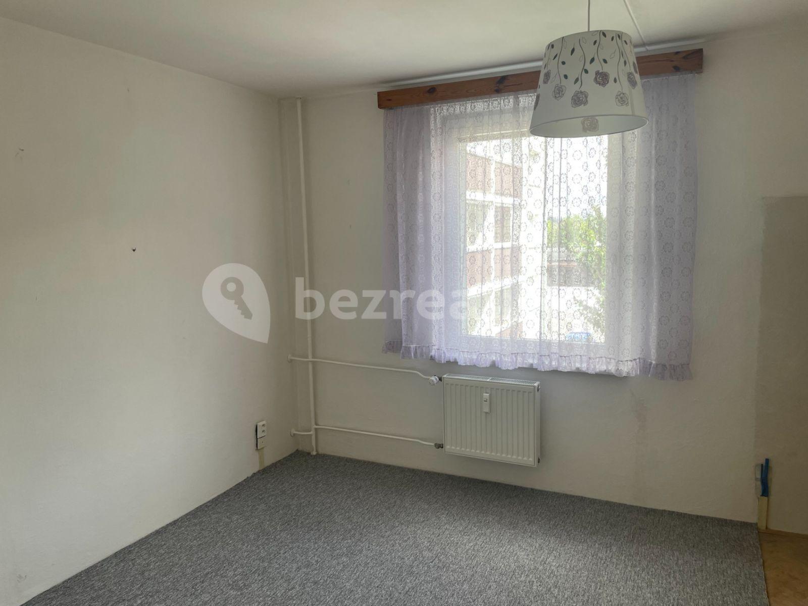 3 bedroom flat for sale, 72 m², Višňovce, Hulín, Zlínský Region