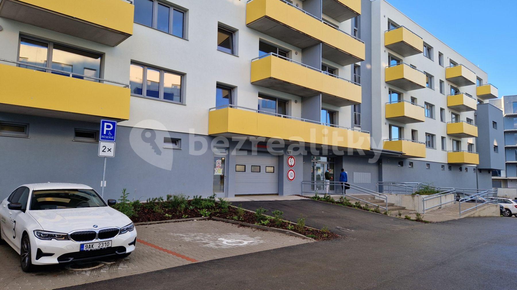 1 bedroom with open-plan kitchen flat to rent, 62 m², Studentská, Plzeň, Plzeňský Region