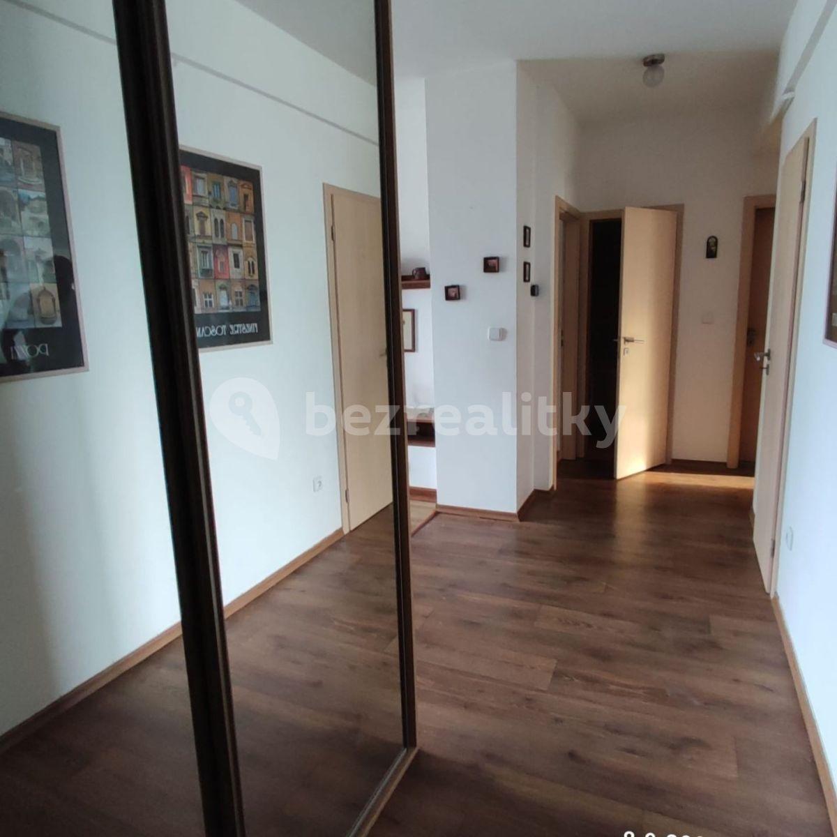 2 bedroom with open-plan kitchen flat to rent, 68 m², Cacovická, Brno, Jihomoravský Region