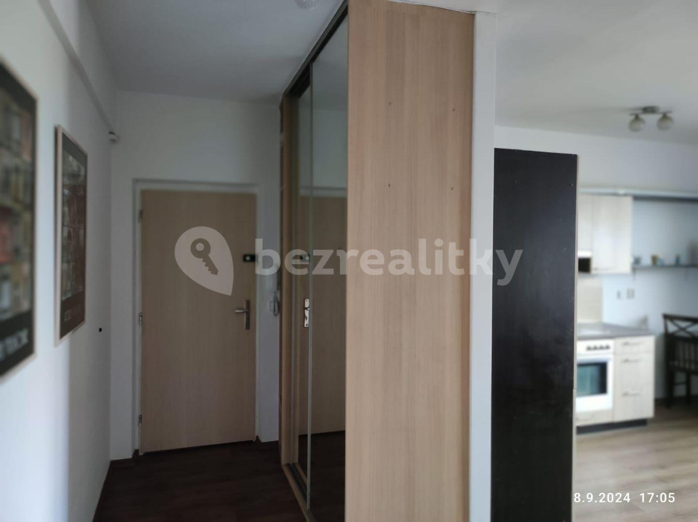 2 bedroom with open-plan kitchen flat to rent, 68 m², Cacovická, Brno, Jihomoravský Region