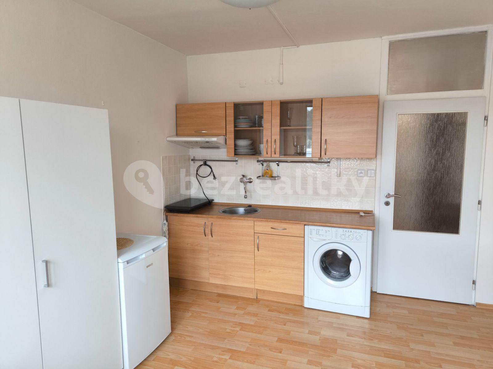 Studio flat to rent, 20 m², Tenisová, Prague, Prague