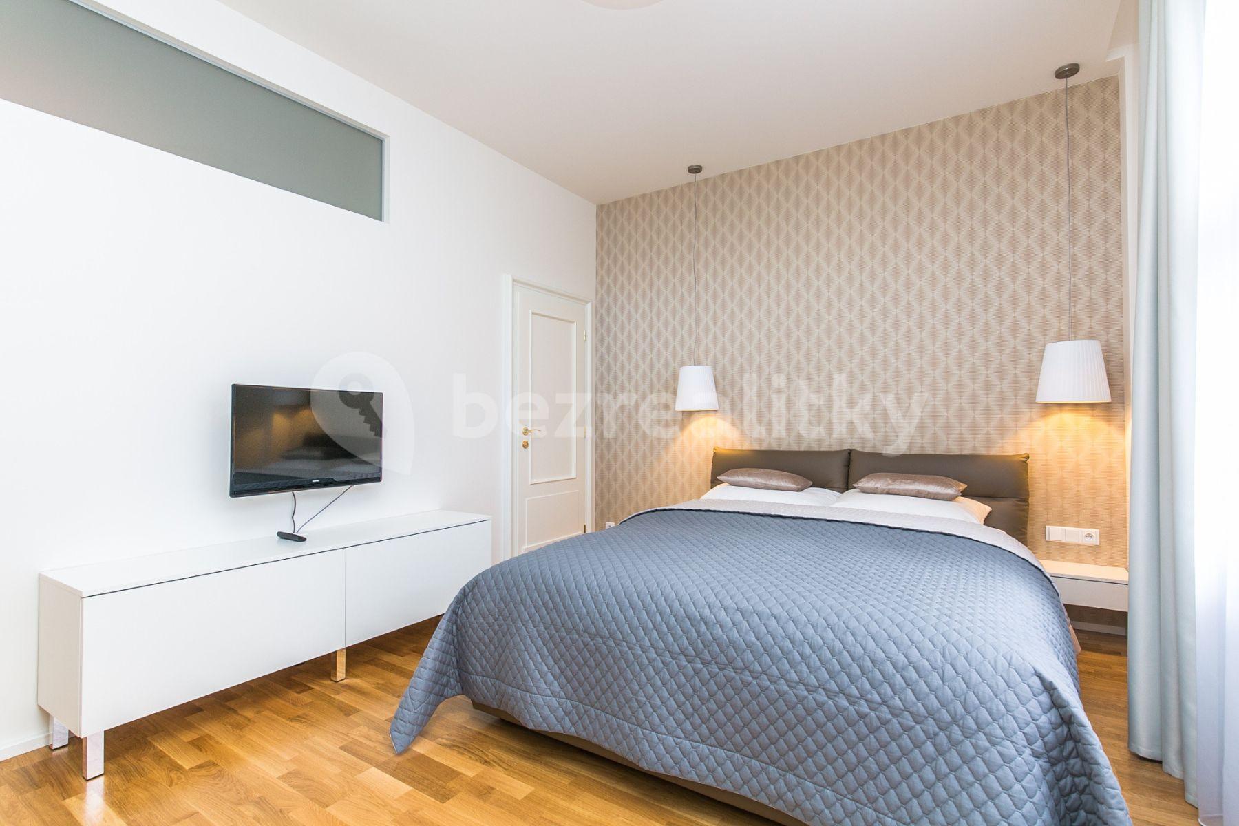 2 bedroom with open-plan kitchen flat to rent, 62 m², Dlouhá, Prague, Prague