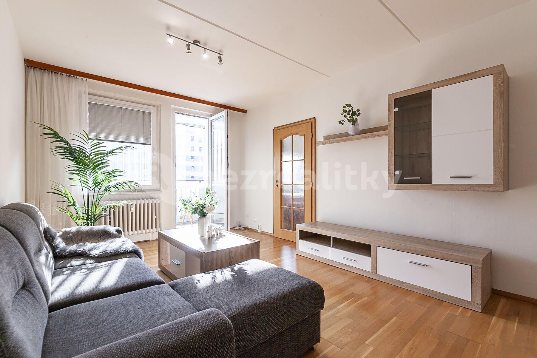 3 bedroom flat for sale, 73 m², Benkova, Prague, Prague