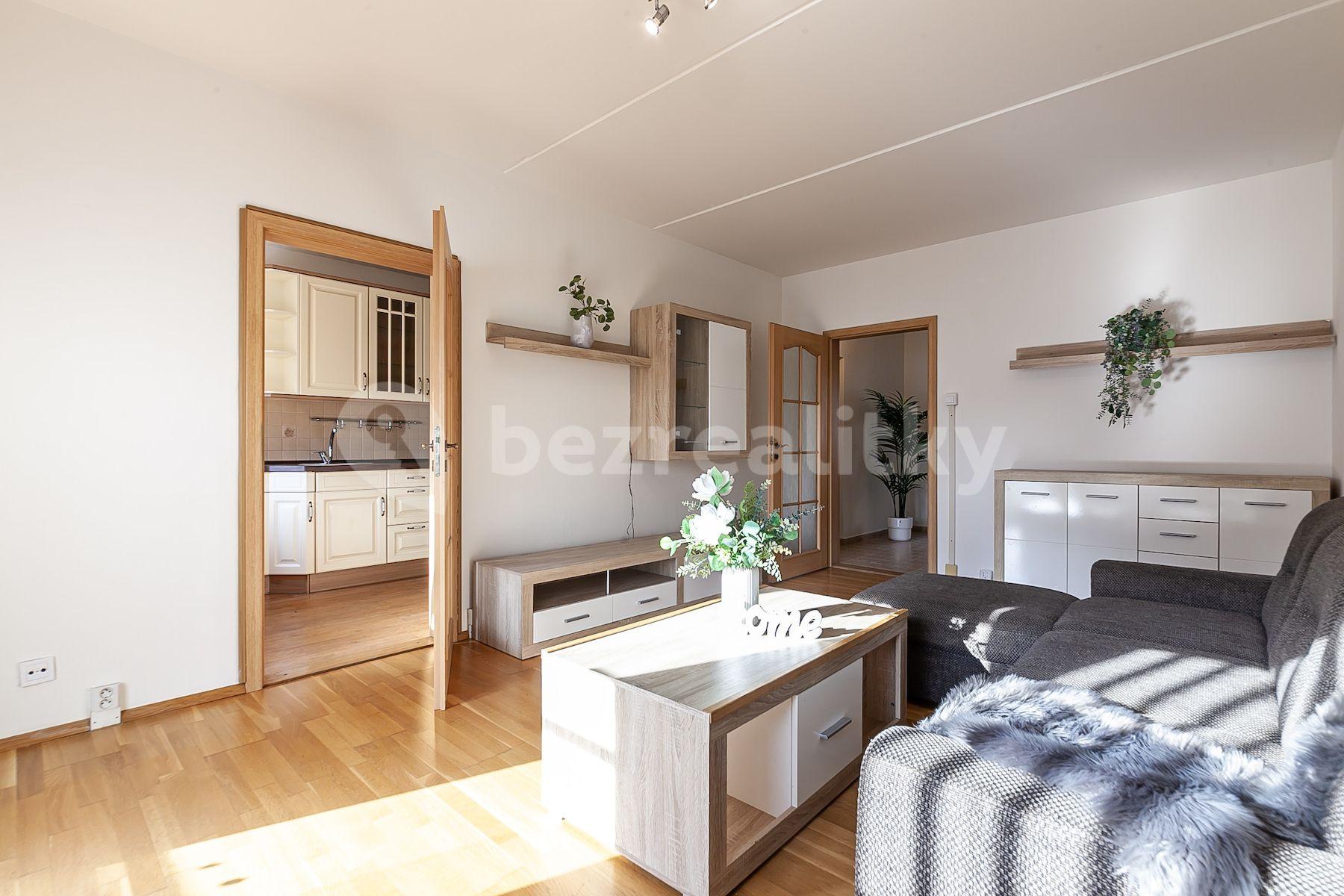 3 bedroom flat for sale, 73 m², Benkova, Prague, Prague