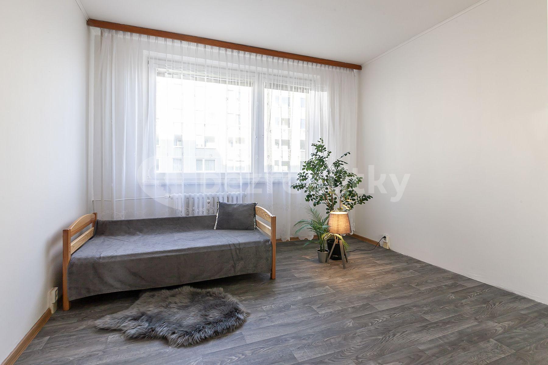 3 bedroom flat for sale, 73 m², Benkova, Prague, Prague