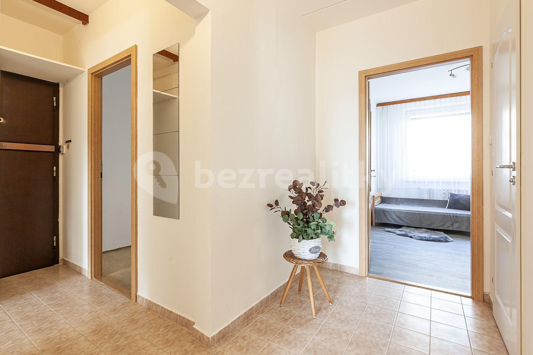 3 bedroom flat for sale, 73 m², Benkova, Prague, Prague