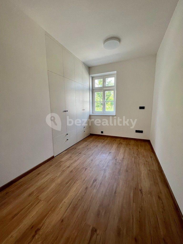 3 bedroom with open-plan kitchen flat to rent, 100 m², Jubilejní, Ostrava, Moravskoslezský Region