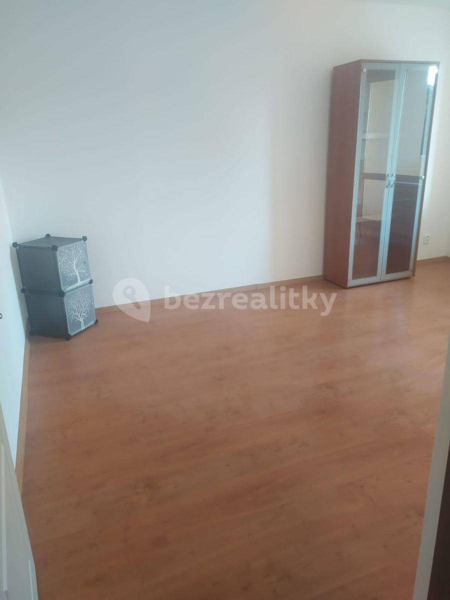 2 bedroom flat to rent, 60 m², Milovice, Středočeský Region