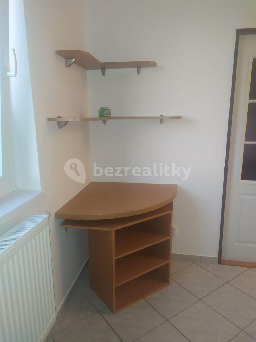 2 bedroom flat to rent, 60 m², Milovice, Středočeský Region