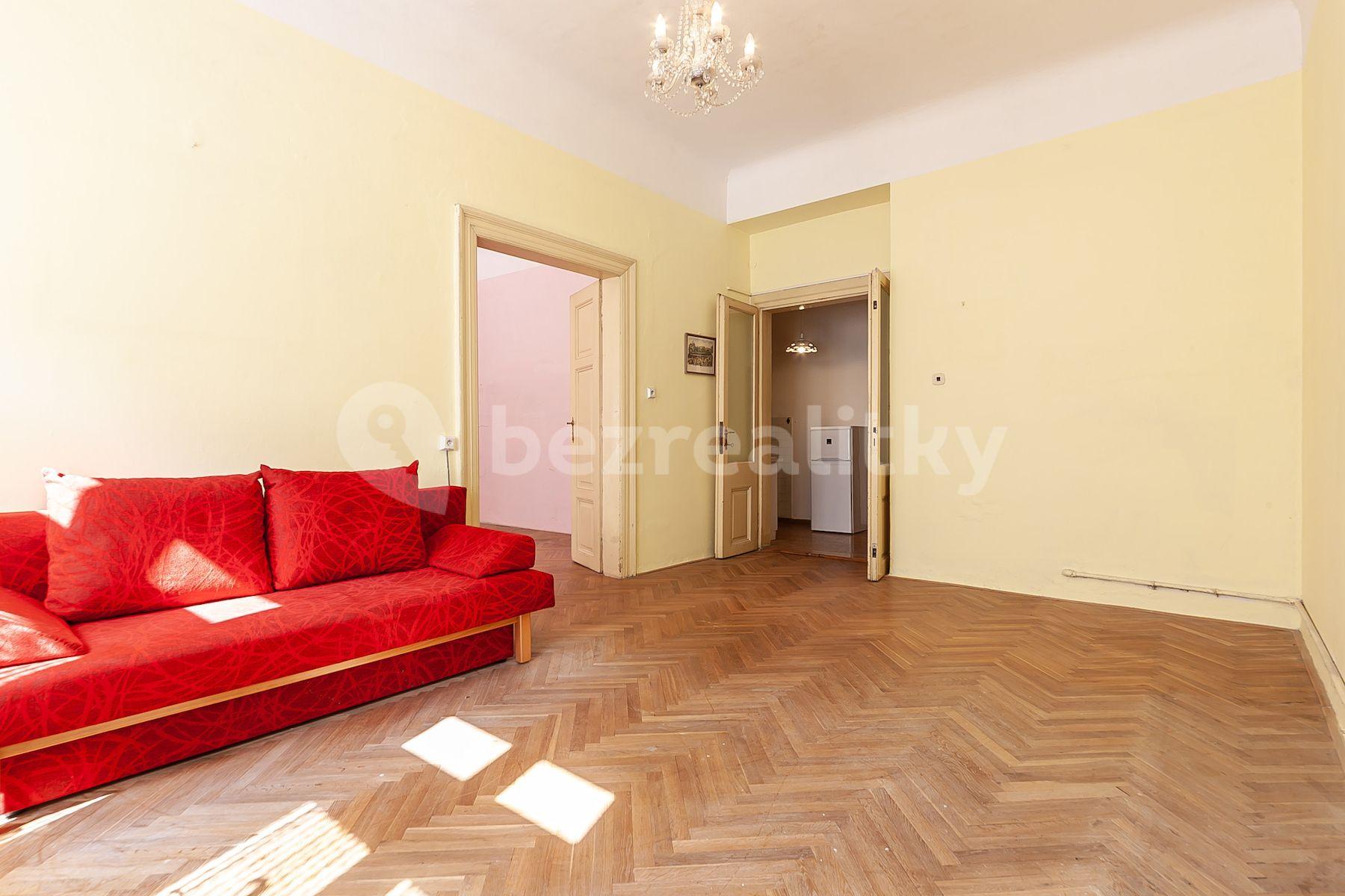 2 bedroom flat for sale, 61 m², Křižíkova, Prague, Prague