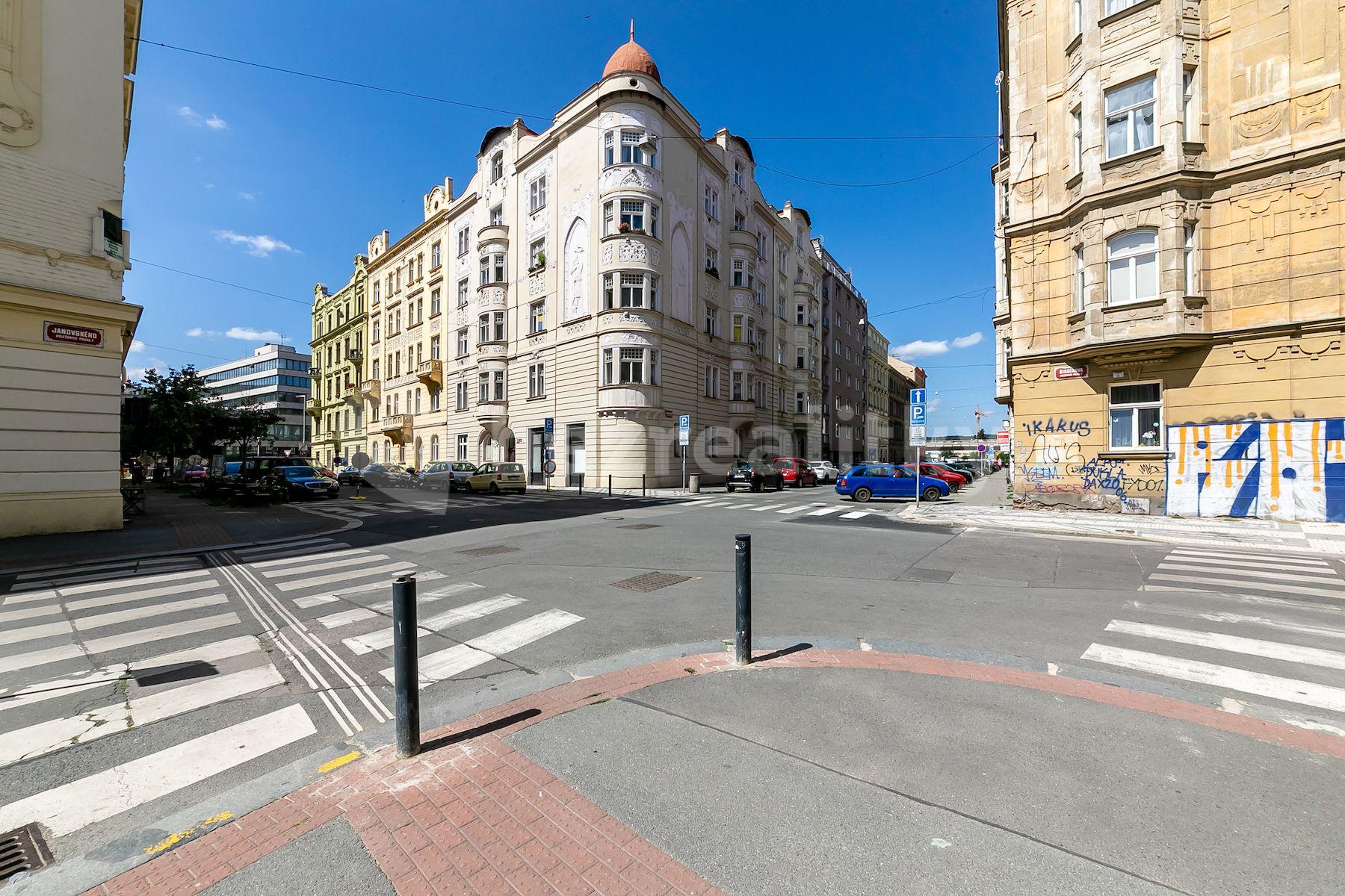 1 bedroom flat for sale, 53 m², Janovského, Prague, Prague