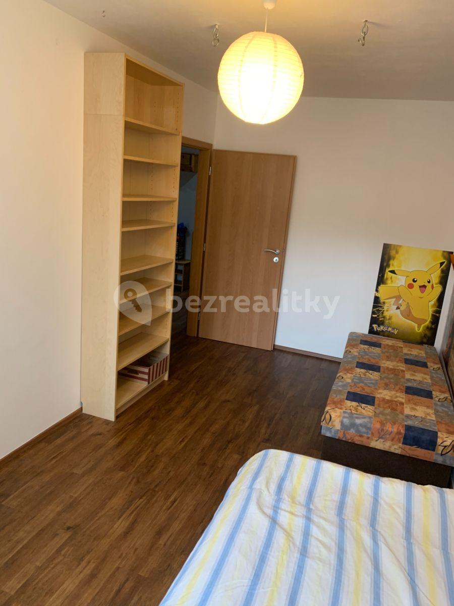 4 bedroom flat to rent, 96 m², Točitá, Prague, Prague