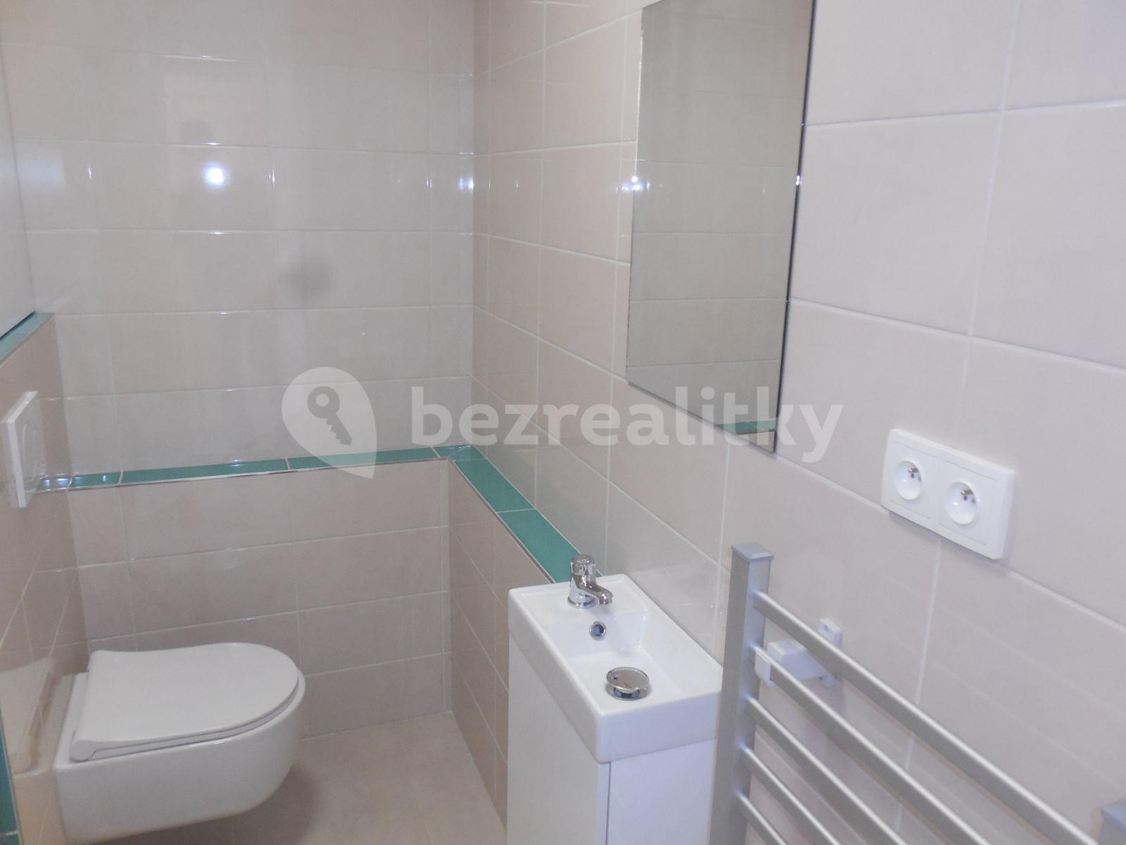 1 bedroom with open-plan kitchen flat for sale, 36 m², Vrchlického, Litoměřice, Ústecký Region