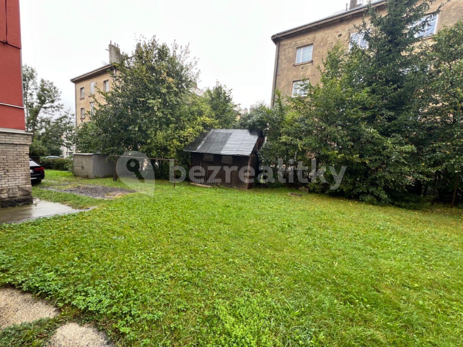 3 bedroom flat to rent, 70 m², Kubelíkova, Liberec, Liberecký Region