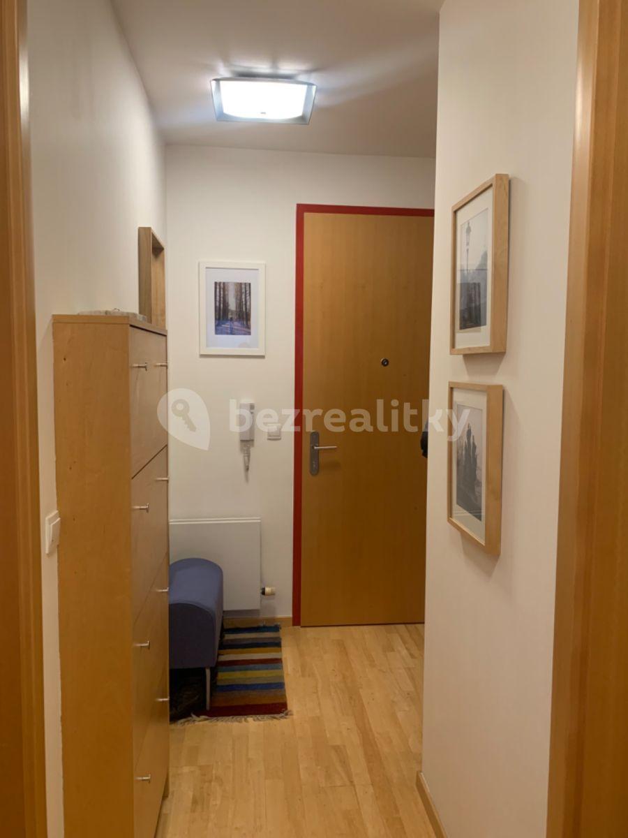 1 bedroom with open-plan kitchen flat to rent, 62 m², Vršovická, Prague, Prague