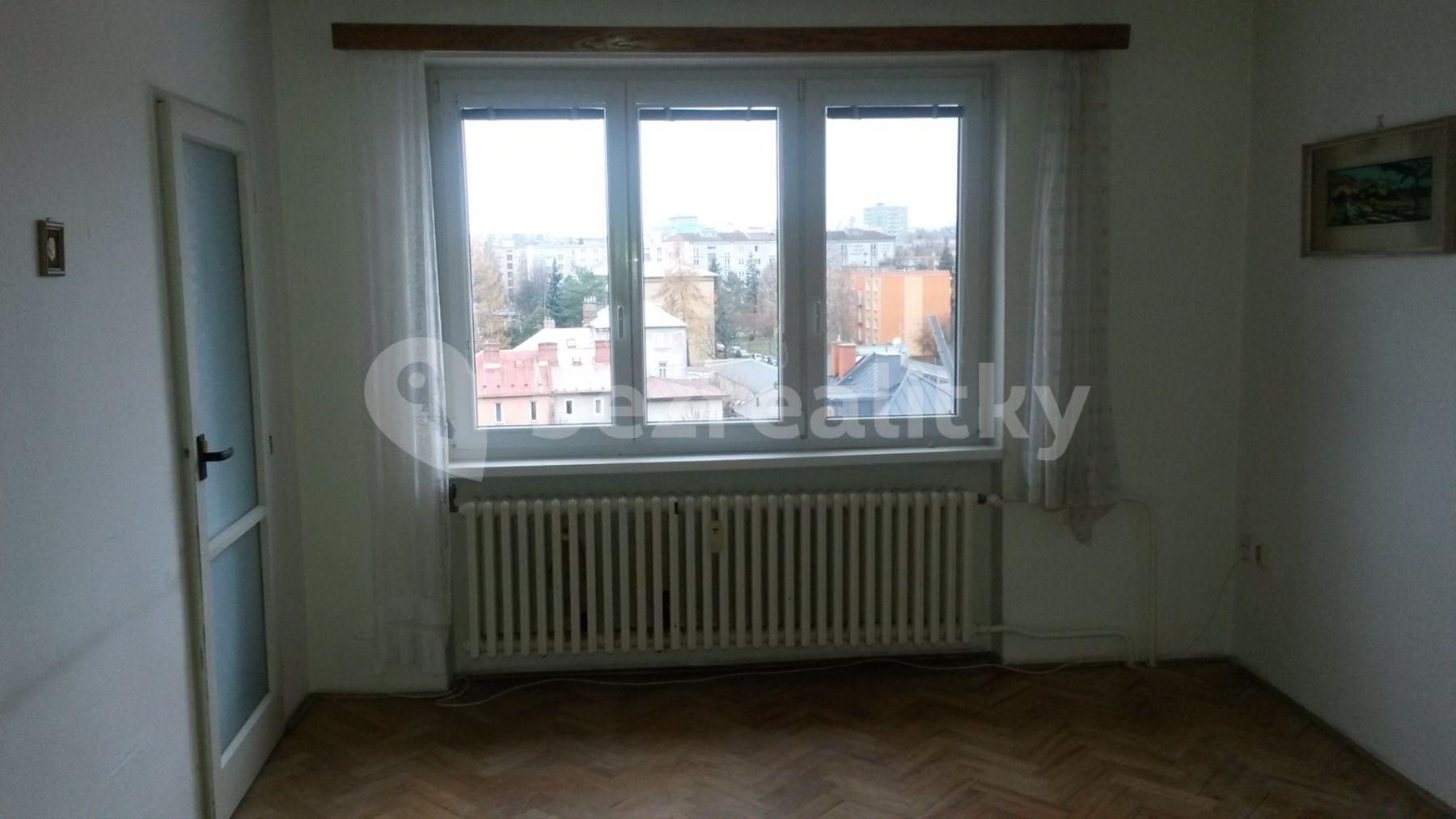 Studio flat to rent, 27 m², třída Míru, Olomouc, Olomoucký Region