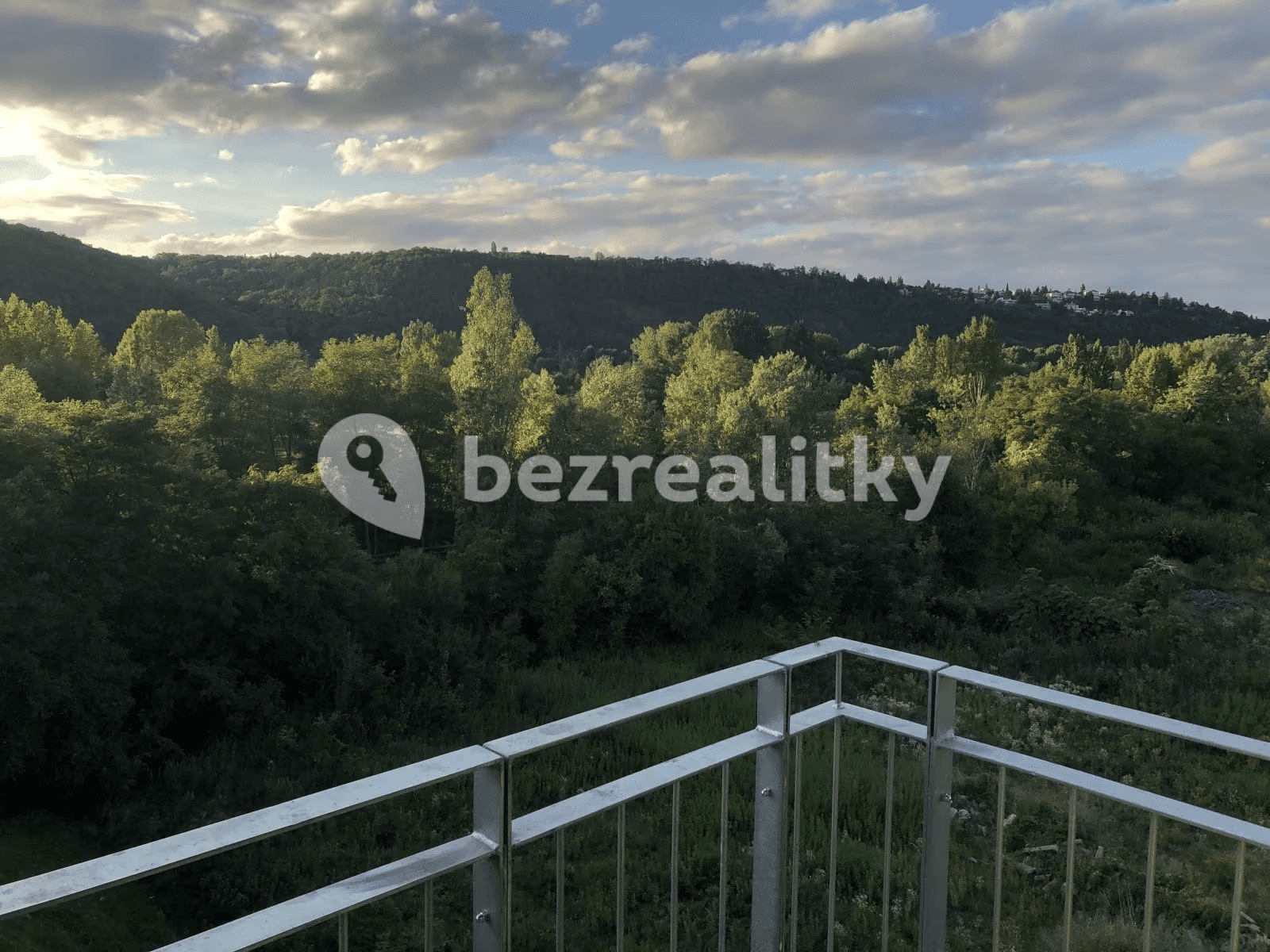 Studio flat for sale, 37 m², Šífařská, Prague, Prague