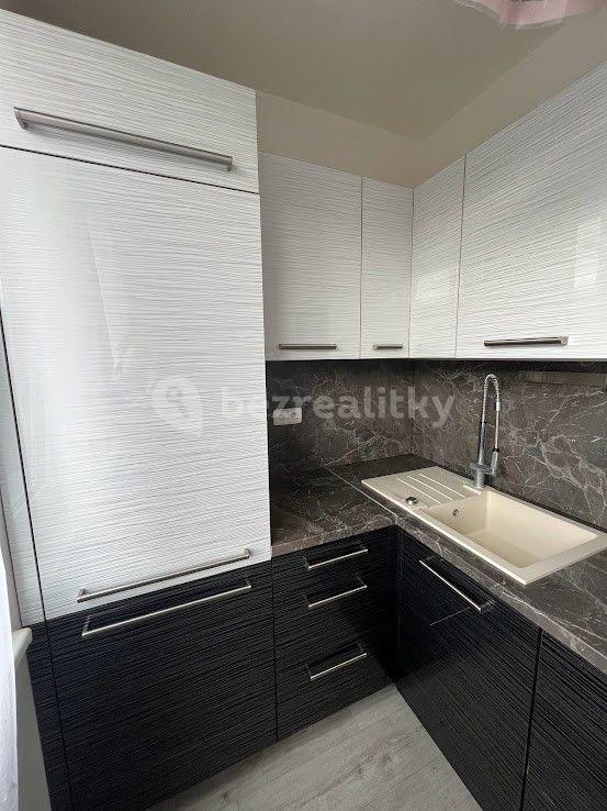 1 bedroom flat for sale, 38 m², Průběžná, Milovice, Středočeský Region