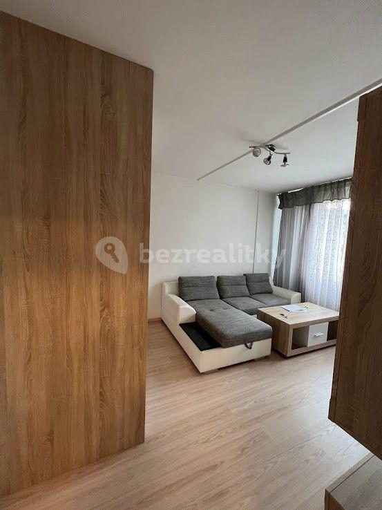 1 bedroom flat for sale, 38 m², Průběžná, Milovice, Středočeský Region