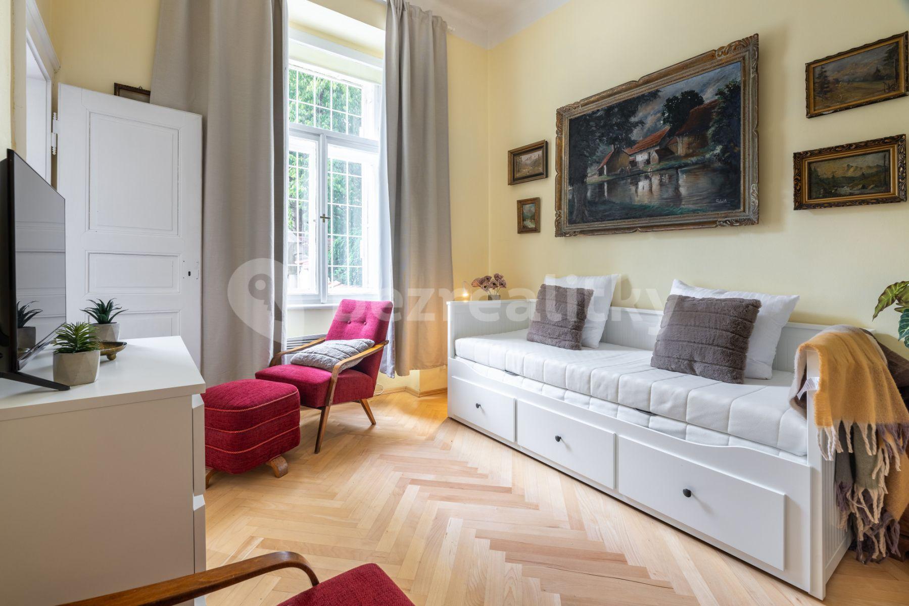 2 bedroom flat to rent, 58 m², Lužická, Prague, Prague